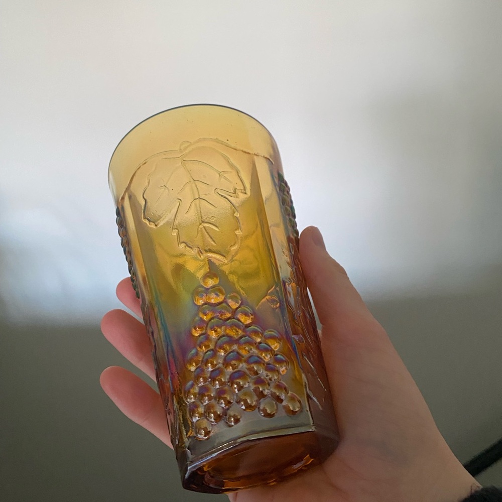 Unique Vintage Amber Glass Tumblers with Grape Design - Picture 4 of 5